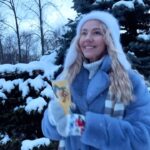 Galina Bob Instagram - Вот уж в прямом смысле - подарить тепло🥰🥰🥰 Я безумно рада, что моя идея наконец-то воплотилась в жизнь🥳🥳🥳 На работе, в институте, в метро, в автомобиле, в путешествиях, на улице… этот яркий аксессуар будет радовать не только вас, но и притянет взгляды у окружающих😛 Термостакан Albicocca для горячих и холодных напитков - артикул на ВБ 197411896