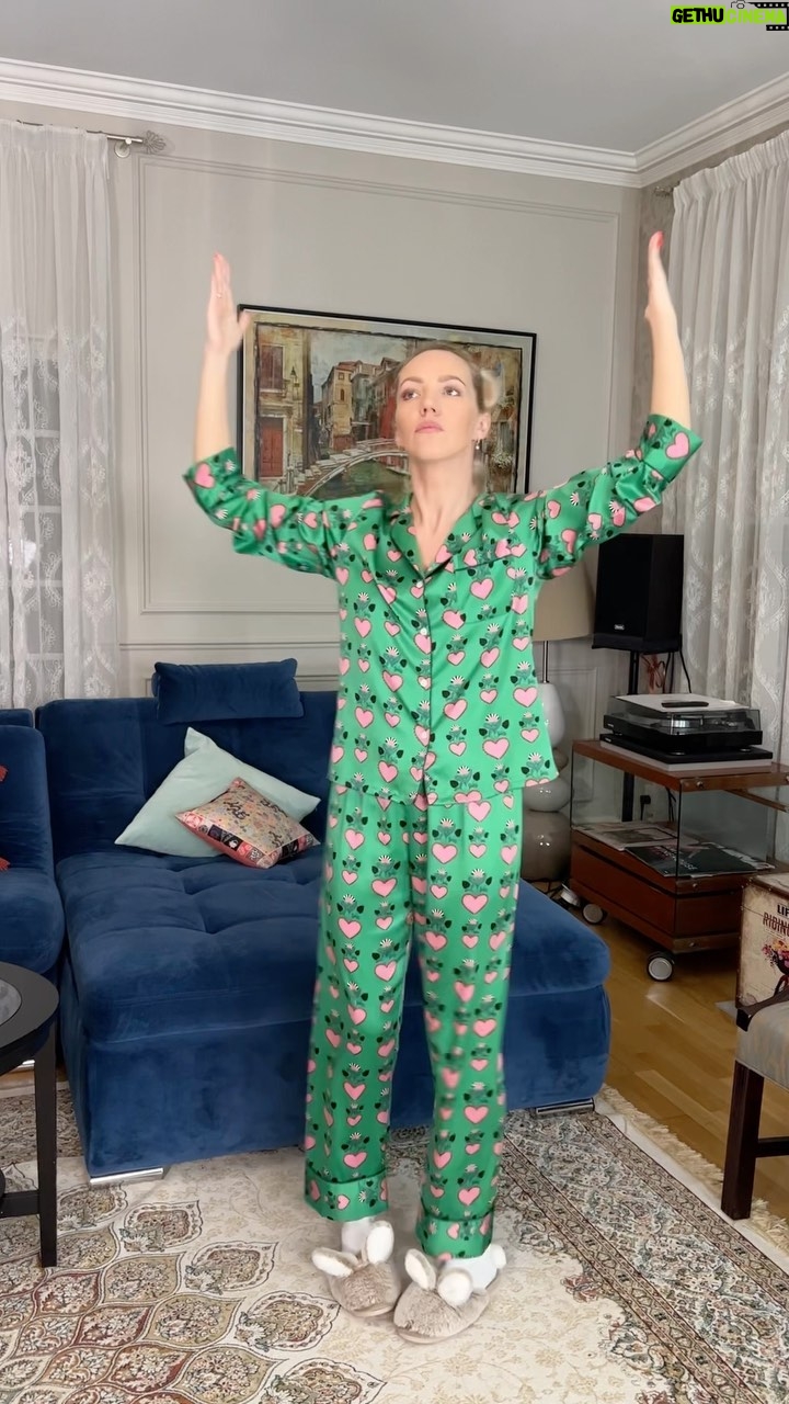 Galina Bob Instagram - До конца😂 108 раз,девочки😂😂😂