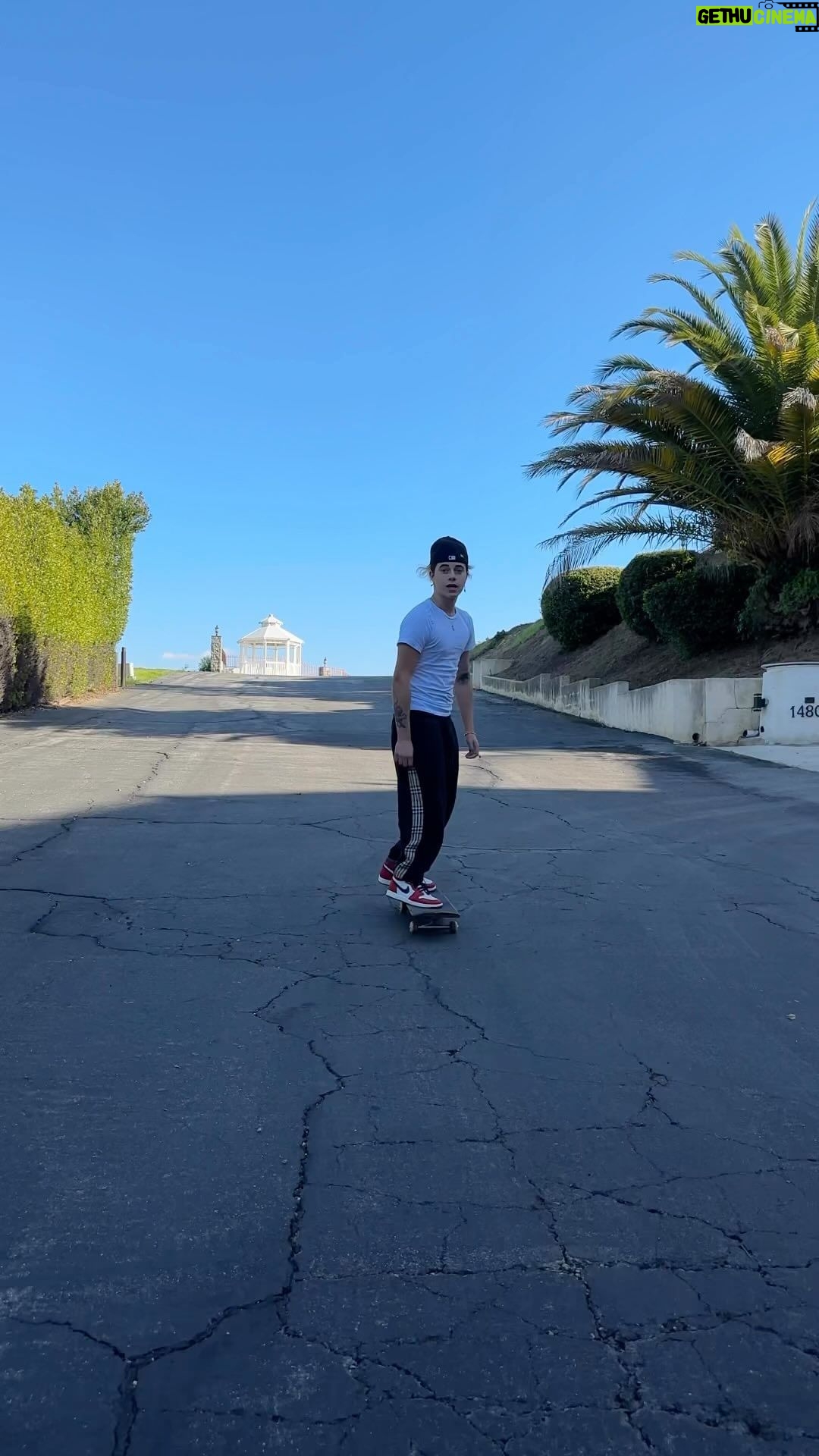Gavin Magnus - 25.4K Likes - OUCH that hurt!🖤 should I drop this?
