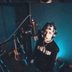 Gavin Magnus Instagram - Dropped Real With You and the Music Video link in Bio. #realwithyou available on all streaming platforms🖤