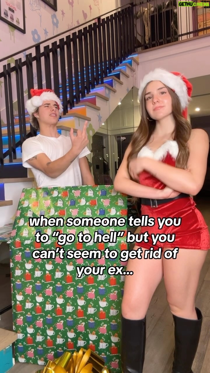 Gavin Magnus - 170.6K Likes - jk he’s a little piece of heaven ☁️✨😈
#friends #christmas #funny
