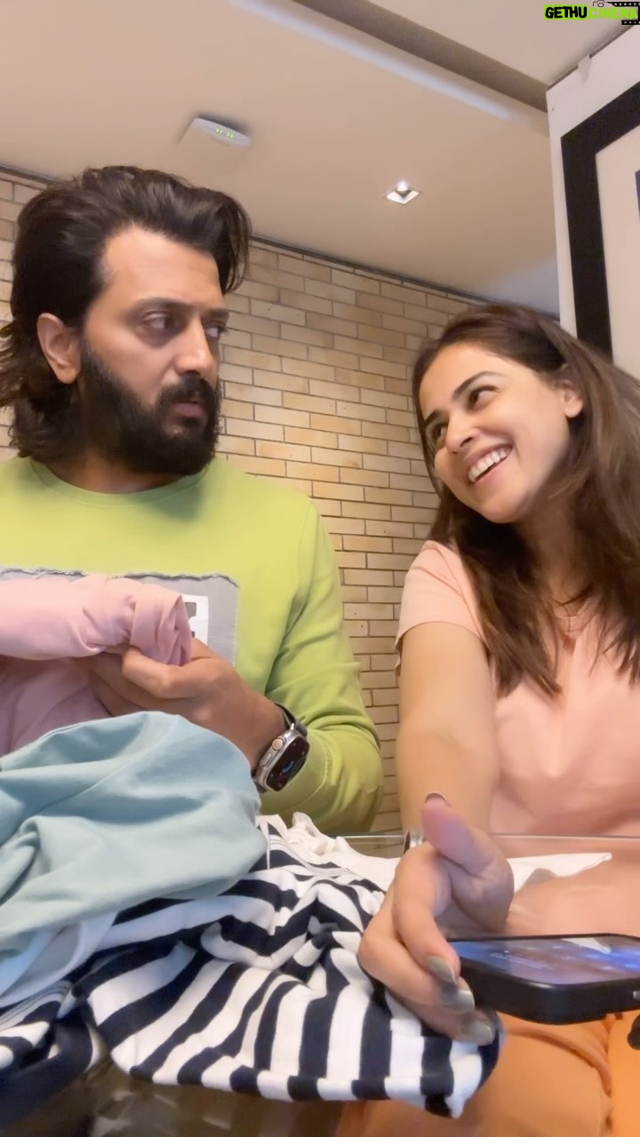 Genelia D'Souza Instagram - गुढी पाडव्याच्या हार्दिक शुभेच्छा … happiness and prosperity to your family💚