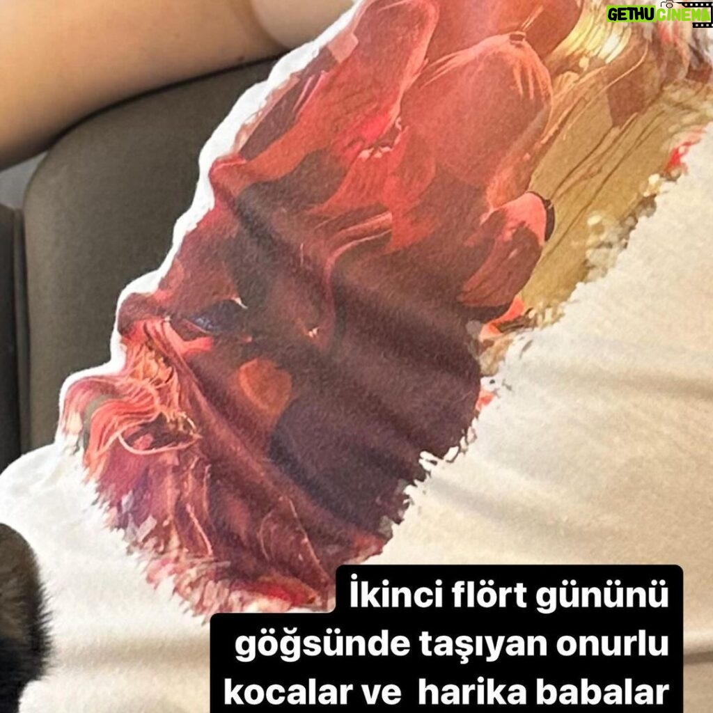 Gonca Vuslateri Instagram - Dump bizim işimiz be💫 Istanbul, Turkey
