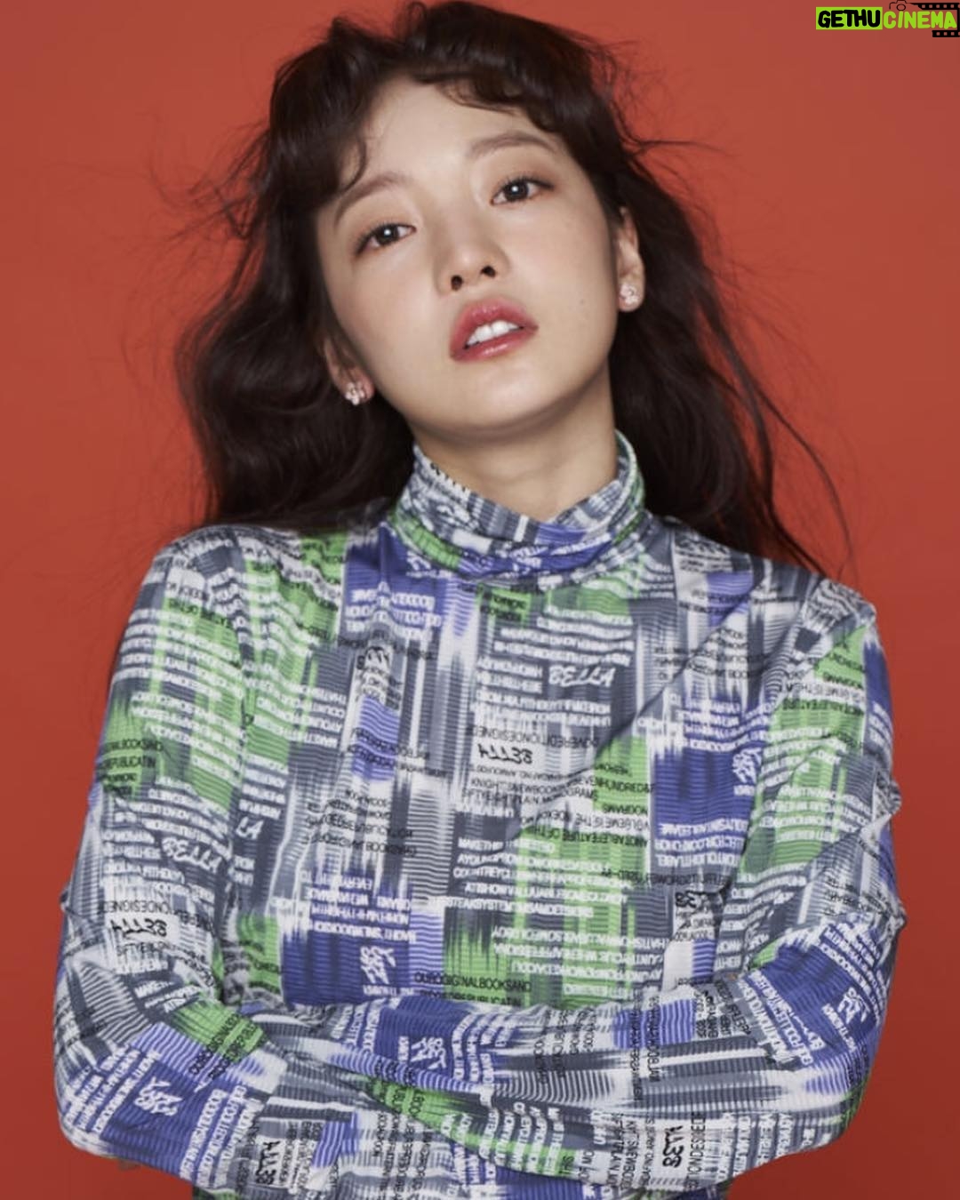 Goo Ha-ra Instagram - 새로운 프로필 >< 新しい写真🤳😘❤️!(^^)🌹❤️😍