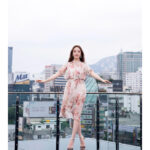 Goo Ha-ra Instagram - 직!방! 🌸🤟🙏👍