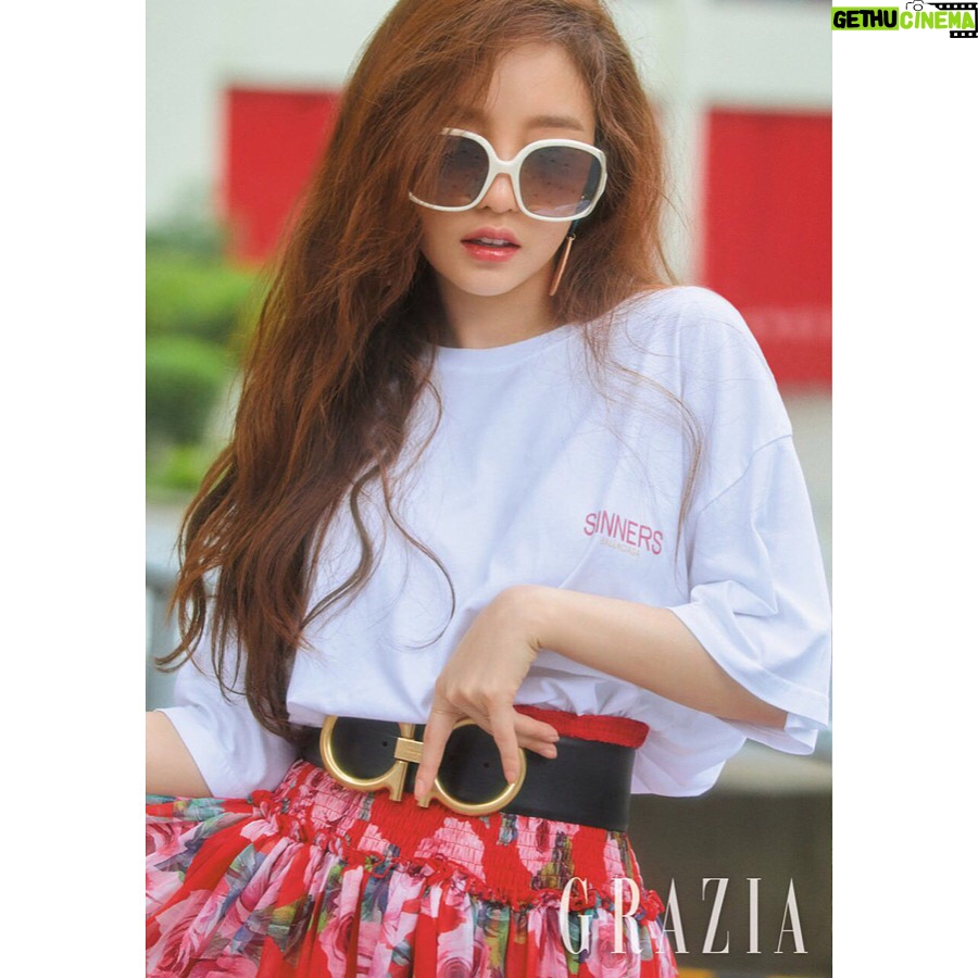 Goo Ha-ra Instagram - GRAZIA 8์ํธ ๐๐ธ๐๐ ๐ท๐:moonjh๐คeditor:JJJ๐ค