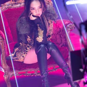 Goo Ha-ra Instagram - MidnightQueen  behind B cut ‪Now !!‬
‪#タワレコ渋谷 ‬
#midnightqueen
よろしくお願い致します！
11月13日

Now on sale