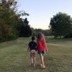Griselda Siciliani Instagram - Mi hija y mi Mamá… caminan de la mano y hablan de sus cosas.Se ríen se aman… Y Yo a ellas🙏🏻❤️❤️❤️ Buenos Aires, Argentina