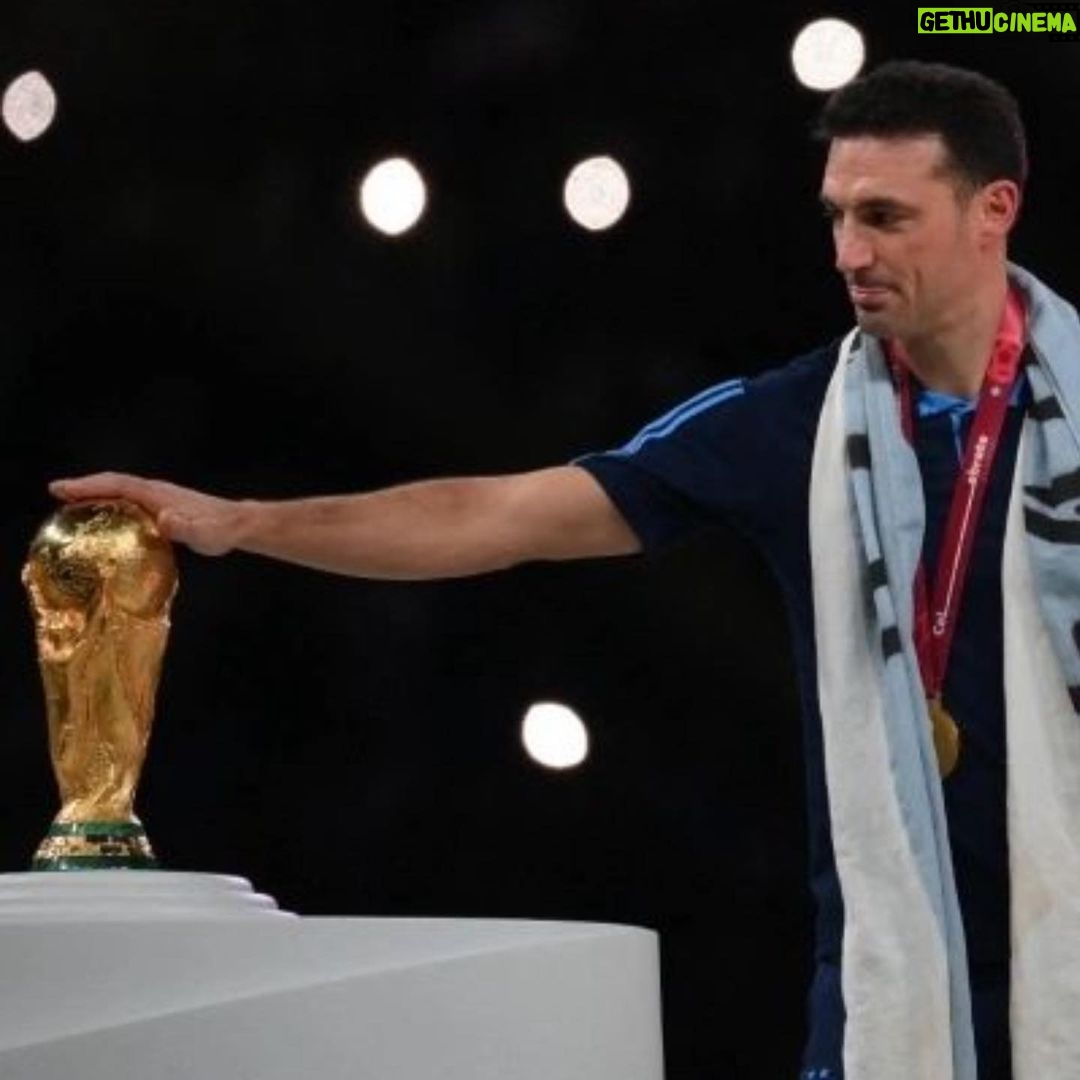 Griselda Siciliani Instagram - 🇦🇷Que emoción carajooooo!!Gracias muchachos por esta alegría colectiva! SON INSPIRACIÓN PURA !!!! Tan merecido todo lo que lograron… QUE EQUIPAZO!!! nos amo Argentinos apasionados y abrazados 🇦🇷 #NoParoDeLlorar 🙏🏻🥹🤍 Argentina