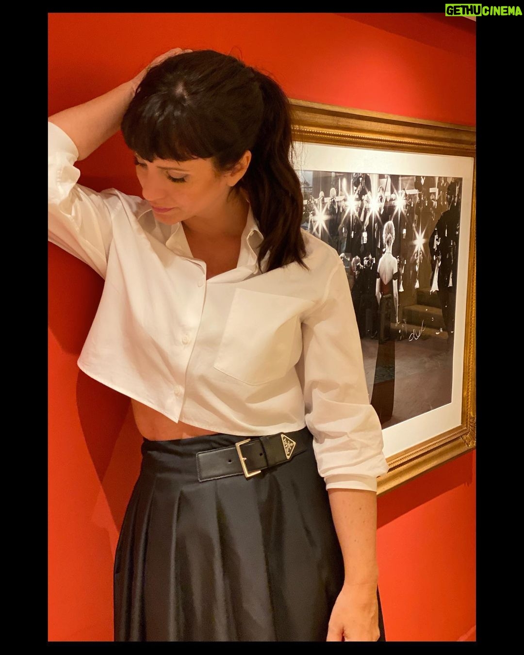 Griselda Siciliani Instagram - Un poco más de estos días intensos y maravillosos acompañando a #Bardo @labiennale @bardomovie @netflix . @prada @pao_makeup @josejuan35 Venezia,Italy
