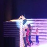 Griselda Siciliani Instagram - Día mundial del teatro… Hacemos función hoy en el Tabaris PURA SANGRE . “…cuanto más querés que descienda!!! …” . @purasangre.teatro Entradas @plateanet Link en bio . @carlitoscasella @aruzzireal