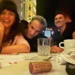 Griselda Siciliani Instagram - Ni una foto digna!!! 😂 Los quiero amigos hermosos @ferrorafa @carlitoscasella #Quenocheteté