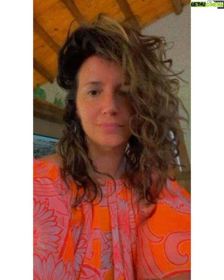 Griselda Siciliani Instagram - Rulos después de la siesta… Sabado