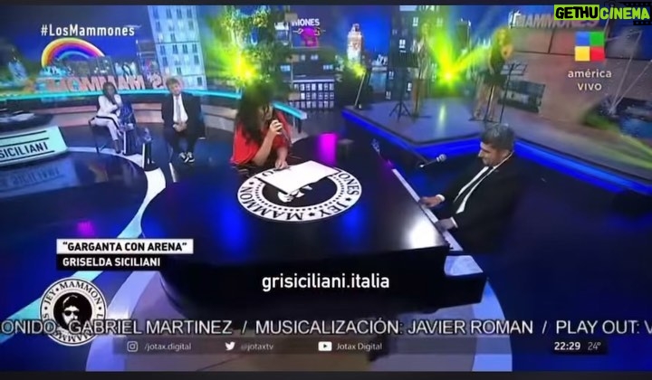 Griselda Siciliani Instagram - Anoche… Gracias !!!! Gracias por el cariño 🙏🏻❤️ Confieso que nos quedó muchísimo por charlar sobre “clave de sol”, me parece absurdo que hayamos hablado de otras cosas en el programa. 😂😂