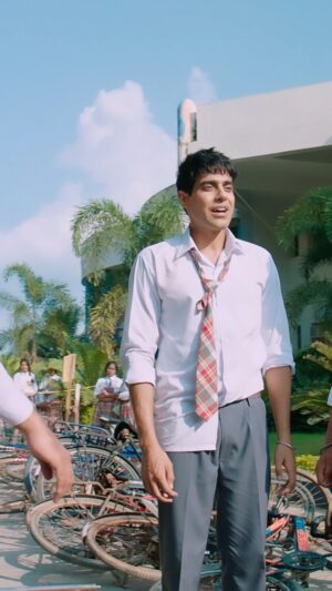 Guri Instagram - Lover ❤️ kive Laga Trailer Commet Karke Jarur Daso Relaseing 1st July 2022 ❤️