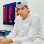 Guri Instagram - Dil Galti Kar Betha Hai Galti Kar ……. 💙