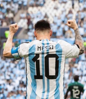 Guri Instagram - Finally 🇦🇷 🏆 
Messi 👑 🐐