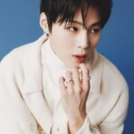 Ha Sung-woon Instagram - 안녕하세요 성운입니다. 새 소식을 전해드리려고 합니다. 이전 소속사와의 계약이 종료가 되고 빅 플래닛 메이드 엔터테인먼트라는 새로운 회사와 함께하게 되었습니다. 너무 반갑고 설레는데요!! 앞으로 BPM의 새로운 식구들과 함께 항상 응원 많이 해주시고 많은 사랑을 보내주시는 우리 하늘이들 그리고 저 하성운이 행복할 수 있도록 노력할 거고요 또 더 좋은 에너지를 드릴 수 있도록 새롭게 시작해 보려고 합니다! 앞으로도 다양한 활동들과 좋은 모습으로 인사드릴 테니 많은 관심과 응원 그리고 기대해 주세요 감사합니다.