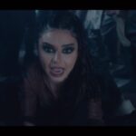 Haifa Hassony Instagram - تايتل ( مراجيح ) … شنو رأيكم كأول حلقة من مراجيح ؟؟ العمل شامل فريد من نوعه لان يحتوي على تايتل ضخم 😬 ومشاهد دراميا ومشاهد كوميديا واول مره اقدم عمل متنوع بهذا الشكل الرائع شكر كبير لصاحب الفكرة والاشراف الاستاذ فراس السراي @firas_w_alsarray والمخرج العربي الكبير الاستاذ ياسر سامي @yasser_samy_3di