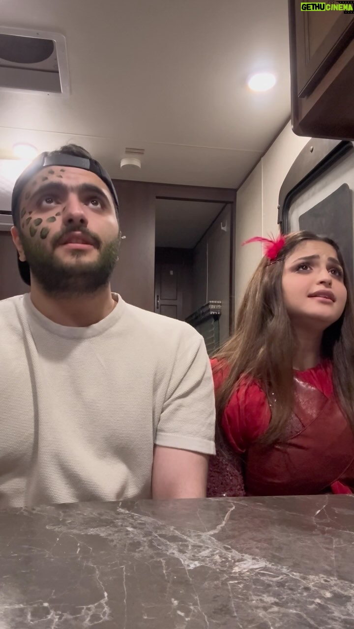Hala Al Turk Instagram - our cover of we canโt be friends by ariana grande ๐๐ป