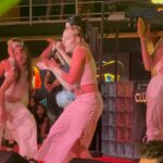 Hande Yener Instagram – 🤍 @arenaclubavsa  #ft @caginkulacoglu 
Saç @mehmettiren 
Makyaj @akinstayn 
Video&fotoğraflar @kadirgures 
Koreograf @mertbalturk 
Dansçılar 
@izmirtenim 
@gulogluburcu 
@gulceozbatur 
@efetankiz 
@toygun.klnc