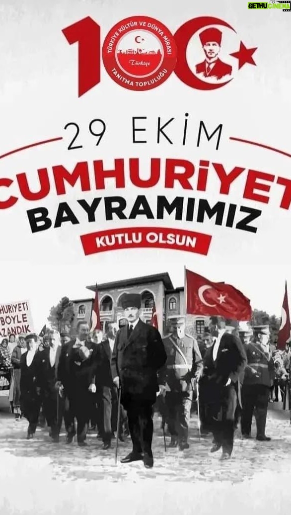 Hande Yener Instagram - Cumhuriyetimizin 100.Yılı Kutlu Olsun 🇹🇷🇹🇷🇹🇷 #MustafaKemalAtatürk ❣️🙏🏻 #29Ekim