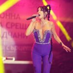 Hande Yener Instagram - 💜Bulgaristan #ft @caginkulacoglu Saç @mehmettiren Makyaj @akinstayn Kostüm @afffair.fff Video&fotoğraflar @kadirgures Koreograf @mertbalturk Dansçılar @izmirtenim @gulogluburcu @efetankiz @toygun.klnc