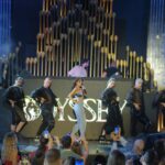 Hande Yener Instagram – Kıbrıs 🩵  #ft @caginkulacoglu 
Saç @mehmettiren 
Makyaj @akinstayn 
Video&fotoğraflar @kadirgures 
Koreograf @mertbalturk 
Kostüm @area 
Dansçılar 
@izmirtenim 
@gulogluburcu 
@gulceozbatur 
@efetankiz 
@toygun.klnc