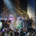 Hande Yener Instagram – Kıbrıs 🩵  #ft @caginkulacoglu 
Saç @mehmettiren 
Makyaj @akinstayn 
Video&fotoğraflar @kadirgures 
Koreograf @mertbalturk 
Kostüm @area 
Dansçılar 
@izmirtenim 
@gulogluburcu 
@gulceozbatur 
@efetankiz 
@toygun.klnc