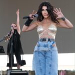 Hande Yener Instagram - Hak ettiğini bulur önünde sonunda kimsenin yanına kalmadı kalmaz onun da.., ✨💖✨✨✨✨ #havale #afrodizyak Söz/müzik @gencoecer Düzenleme @misha.muzik @toyotetsutr Konseri Saç @mehmettiren Makyaj @akinstayn Fotoğraflar @kadirgures Orkestra @umitkuzer @arikansirakaya @merttug @batuakalin @yusufsaglamlarofficial @naztaskinbas @idilagaoglu Teknik @mustafa.kap @alicanaliertas @iskender_stage Koreograf @mertbalturk Dansçılar @izmirtenim @gulogluburcu @efetankiz @kaya.godfrey @toygun.klnc