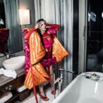 Hande Yener Instagram – Fotoğraflar @cesxcommercial 
Saç @mehmettiren 
Makyaj @akinstayn 
Styling @berkerkusku 
#afrodizyak #değmez