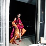 Hande Yener Instagram – Fotoğraflar @cesxcommercial 
Saç @mehmettiren 
Makyaj @akinstayn 
Styling @berkerkusku 
#afrodizyak #değmez