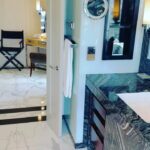 Hannah Waddingham Instagram - Thanks so much to the beautiful @thedorchester for always making us feel so welcome. The proper,Old Skool glamour of this hotel and its outstanding,attentive staff is truly second to none. To lovely Vaib and Richard who couldn’t have been more attentive,especially to my very excited little girlie,(excuse me telling her to get out of the way halfway through the vid!😂🙈🥰) with nothing being too much trouble for these wonderful,hard working chaps and to Callum for leading the pack with such charm,class and efficiency. Thank you my friends. 🙏🏻❤️ The Dorchester Mayfair