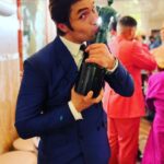 Hannah Waddingham Instagram - Barely slept after last night. These moments with this magical lot just keep getting better and better. The loveliest,most down to earth,normal(ish) gems you could ever hope to share this whirlwind with. Thank you @sagawards for the best springboard to S3 #tedlasso Can’t wait to get back behind my lady’s desk.⚽️🍎❤️ To the best team I could hope for getting me there: @annickrenee @carlyroesen @jamesyardley @ollielast @lewis_pallett @hannahmartinmakeup @claridgeshotel Thank you Scott….sorry for the mayhem in 506!😜😘 Claridge’s