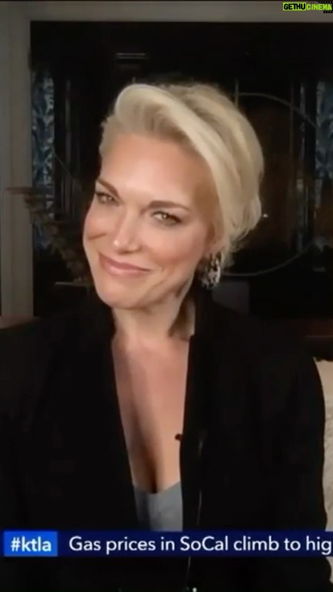 Hannah Waddingham Instagram - @daynadevon interview on @ktla_entertainment Thanks so much guys. My total pleasure! And thank you Dayna for the post @criticschoice award win love yesterday my friend. X Crrrrazy times! 😱🙈😂Hxxx