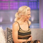Hannah Waddingham Instagram - Wwwwwhat the hell is going on this year-uh!?! ☺️ So thrilled out of my MIND to be asked onto @kellyclarksonshow and spend time with @kellyclarkson (mind blown) and the ridiculously mesmerising @hitrecordjoe and the gorgeous @tiamowry! Bliss.Thanks so much too to my goddess stylist @cristinaehrlich and @bridgetblacksten for ALWAYS making me feel bowmchicawowow!😂🥰 and the totally delicious @stephensollitto & @dickycollins for my perfect hair and make-up. Jeeeeesus this glam team know what they’re doing and then some, but most importantly just such a pleasure to hang out with these funny,silly,caring human beings for the whole @iemmys week. More to follow on THAT! I feel very spoilt! ❤️ The Kelly Clarkson Show