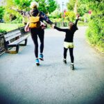 Hannah Waddingham Instagram - Thanks so much to Johnny Stanley-Brown and all his team @chessingtonworldofadventures for the most perfect end of “summer” day last week. Totally perfect,brilliantly run and the little ones almost had as much fun as us grownups….honest! 😜🥰Get down there while the weather’s gone all pretty. Go on. Off you pop! Xx Chessington World Of Adventure