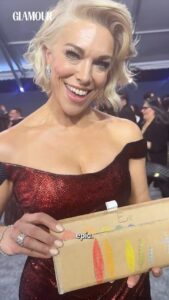 Hannah Waddingham Instagram - The cutest moment at the #SAGAwards goes to: Hannah Waddingham. The actor completed her ensemble with a cardboard purse made by her 9-year-old daughter. See all the red carpet moments you may have missed at the link in bio. 📷 : @jessicaradloff14