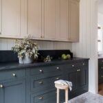 Heather Rae El Moussa Instagram - In my home design era 🤍 Swipe for a few of my most recent design saves that I may or may not have used as inspo for the homes in The Flipping El Moussas season 2 (you’ll have to see for yourself 👀🤫 Obsessing over earth tones, blue cabinets, gold appliances, and stone backsplashes… Which one is your favorite: 1, 2, 3, or 4??