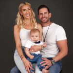 Heather Rae El Moussa Instagram - Happy Valentine’s day to my boys T, T & B ❤️👼🏻 I have never felt so much love in my life. All 3 keep me on my toes but I wouldn’t want it any other way. I am so thankful to have you as my husband my best friend and my partner @therealtarekelmoussa . You are my person, and the best daddy I could’ve ever asked for. I love you very much honey and I love you Tristan and Bray❤️