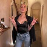 Heather Rae El Moussa Instagram - POV: you had a GNO on a week day 😚🤍✌️🥂😴 #momsontheloose