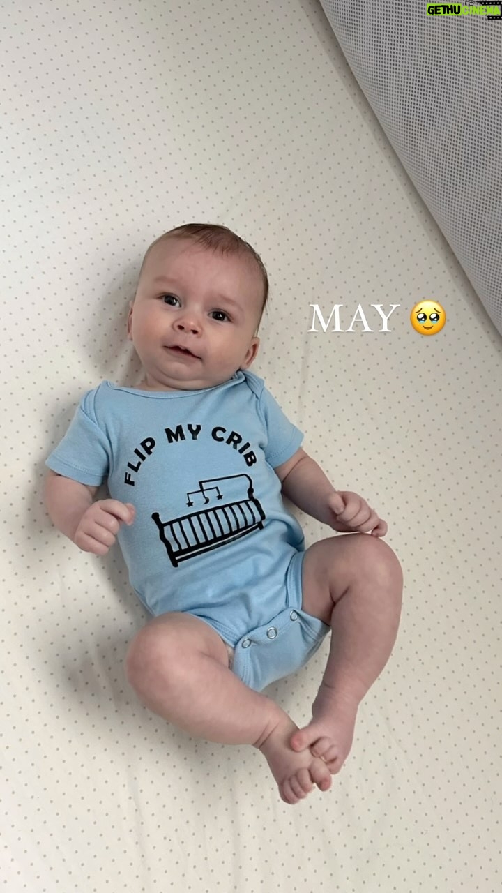 Heather Rae El Moussa Instagram - Tristan’s year in photos 🥹😭 How do I almost have a toddler?!! I can’t even pick a favorite photo so if you have one, tell me yours 🤍