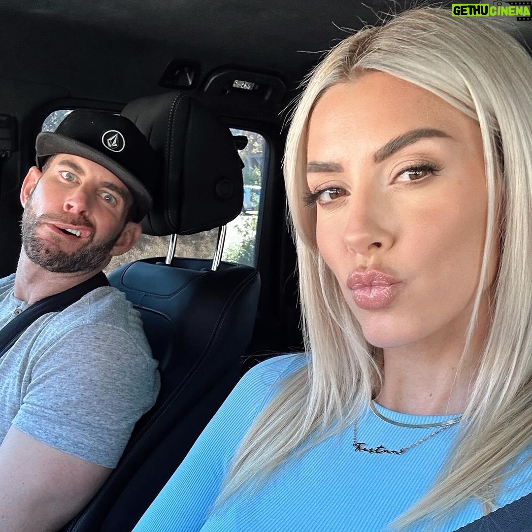 Heather Rae El Moussa Instagram - First “real” Monday of the year vibes 🤪🩵2024 feels + goals: 🤍Prioritizing our health this year above all else ( so far not doing so well- battling this cold as I write this😳) 🤍Soaking in every moment and being present 🤍Head down, working on building our empire 🤍That^ being said, having FUN and not taking things as seriously (perfectionism will literally be the death of me so… less of that!!) 🤍 Focusing on family, my husband time, and more time with my girlfriends What’re your biggest goals of 2024??