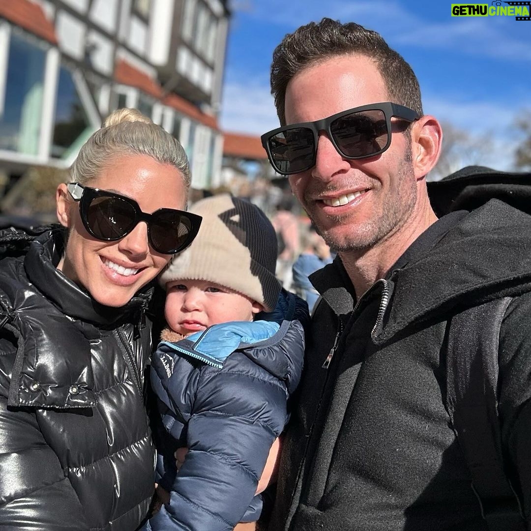 Heather Rae El Moussa Instagram - Wrap up of our little mountain getaway š¤ Tristanās first time seeing snow!! Another first checked off the list š„¹āļø Lake Arrowhead Village
