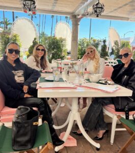 Heather Rae El Moussa Instagram - Real friends can’t make it through a classy lunch without having a *little* fun (swipe) 🤪 Happy birthday @emmahernan we love you !! Never a dull moment with this crew 💗 Beverly Hills Hotel