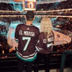 Heather Rae El Moussa Instagram - Started the game off by hitting the “Take Flight” buzzer and ended with a W for the @anaheimducks 👏🏻 You could say it was that El Moussa luck 😜🤍 Had so much fun last night cheering on the Ducks with the best crew 🫶🏻 The energy in the room is so electric and so fun, definitely bringing the kids with us next time!! Little fun fact: they were on an 8 game losing streak before last night so we definitely brought the good luck 😉 Honda Center - Anahiem, Ca