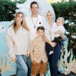 Heather Rae El Moussa Instagram - My whole world in one photo 🤍 I couldn’t love them more 🥹 Newport Beach, California