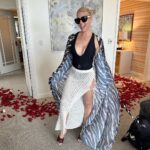 Heather Rae El Moussa Instagram - 36 years young 🤍 Life is beautiful. The best gifts… my beautiful baby boy, my amazing husband & Tay & Bray, you make life full. Thank you to everyone for the birthday wishes and thank you to my sweet husband for always making me feel the most special & taking care of my heart.❤️