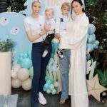Heather Rae El Moussa Instagram - Name a cuter duo 😉 Baby besties 🤍🤍