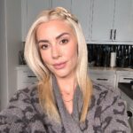 Heather Rae El Moussa Instagram - Back to short hair (used my old hair as my inspo pic 😆💗) I feel like I always go through phases with my hair so I want to know- which one is your favorite??